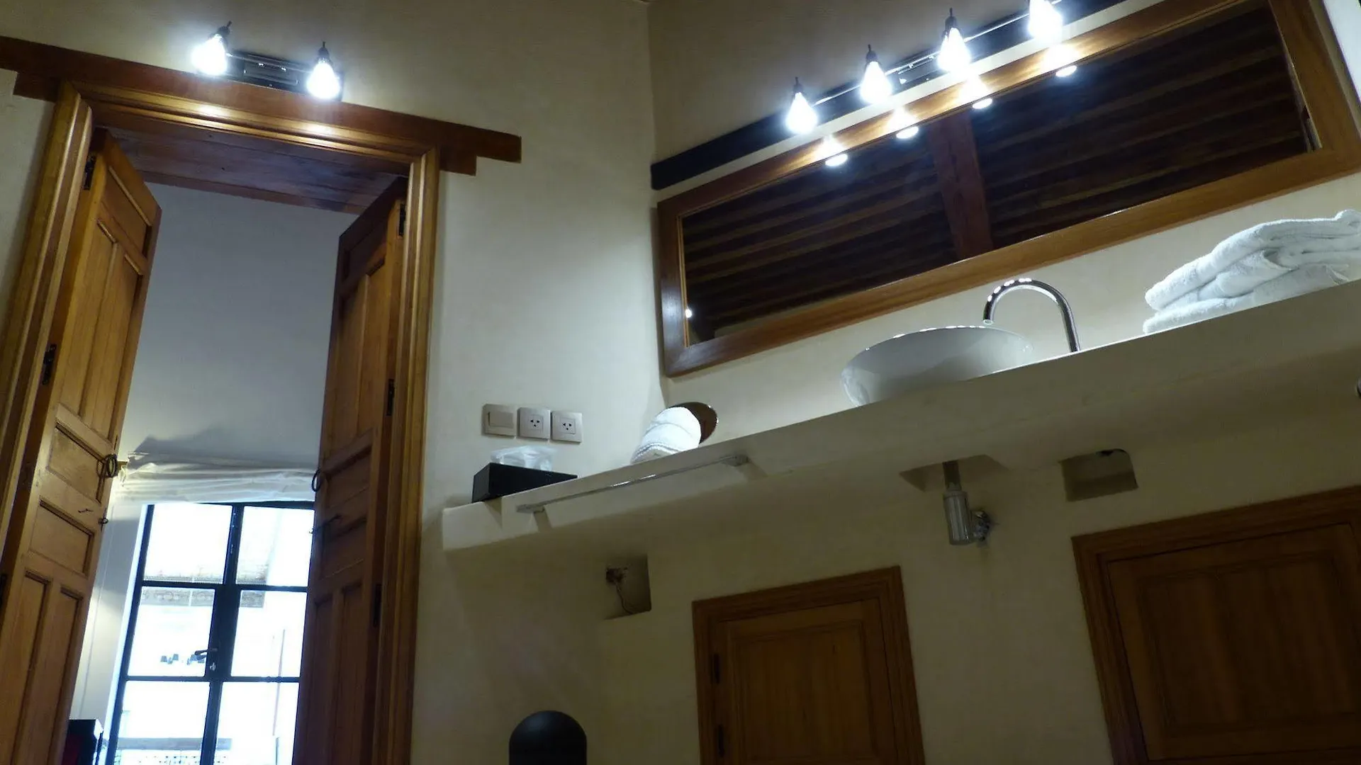 Karawan Riad Fes